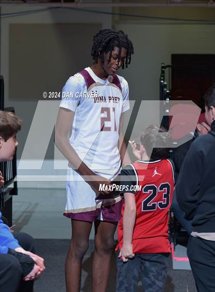 Thumbnail 1 in Bowne vs Iona Prep (Public vs Catholic Hoops Showdown) photogallery.