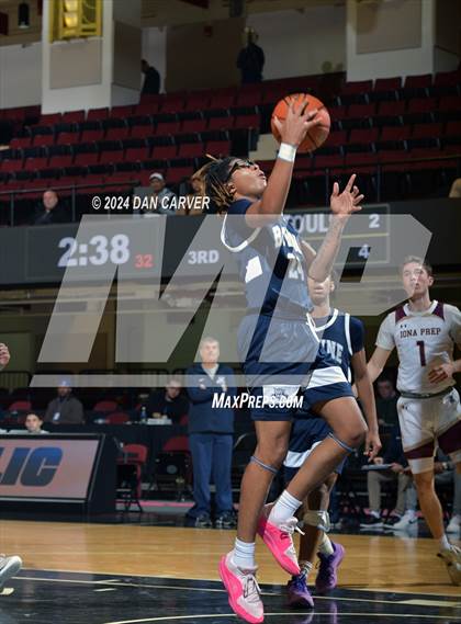 Thumbnail 2 in Bowne vs Iona Prep (Public vs Catholic Hoops Showdown) photogallery.