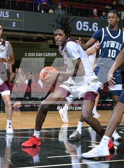 Thumbnail 2 in Bowne vs Iona Prep (Public vs Catholic Hoops Showdown) photogallery.