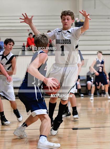 Thumbnail 3 in Quitman vs Conway Christian (AAA 2A West Conference Playoff ) photogallery.