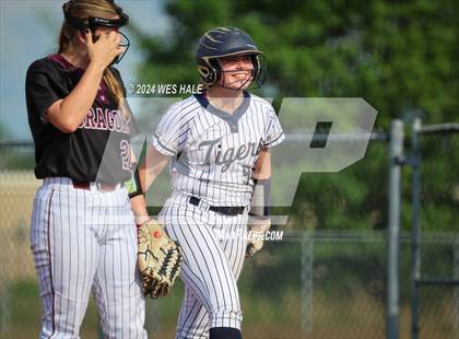 Thumbnail 3 in Collierville @ Arlington (4A District 15 2nd Round) photogallery.
