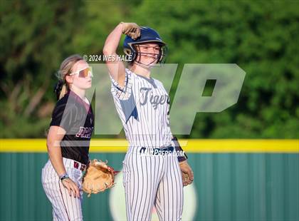 Thumbnail 3 in Collierville @ Arlington (4A District 15 2nd Round) photogallery.