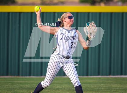 Thumbnail 1 in Collierville @ Arlington (4A District 15 2nd Round) photogallery.
