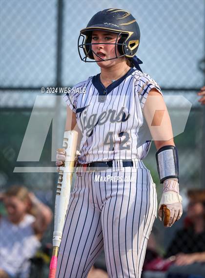 Thumbnail 1 in Collierville @ Arlington (4A District 15 2nd Round) photogallery.
