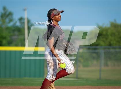 Thumbnail 3 in Collierville @ Arlington (4A District 15 2nd Round) photogallery.