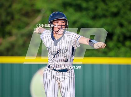 Thumbnail 2 in Collierville @ Arlington (4A District 15 2nd Round) photogallery.