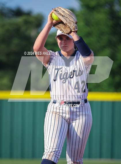 Thumbnail 1 in Collierville @ Arlington (4A District 15 2nd Round) photogallery.