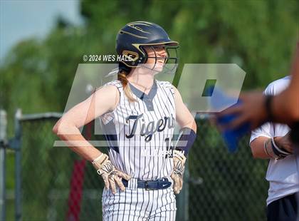 Thumbnail 2 in Collierville @ Arlington (4A District 15 2nd Round) photogallery.