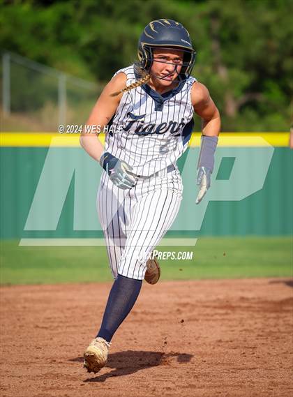 Thumbnail 3 in Collierville @ Arlington (4A District 15 2nd Round) photogallery.