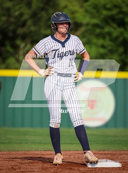 Thumbnail 1 in Collierville @ Arlington (4A District 15 2nd Round) photogallery.