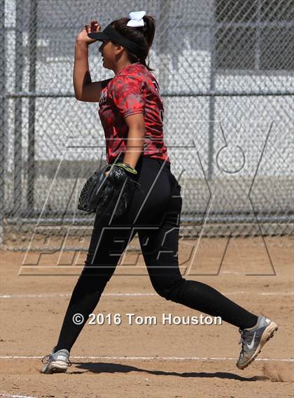Thumbnail 3 in Duarte vs Pomona (Northview Tournament) photogallery.
