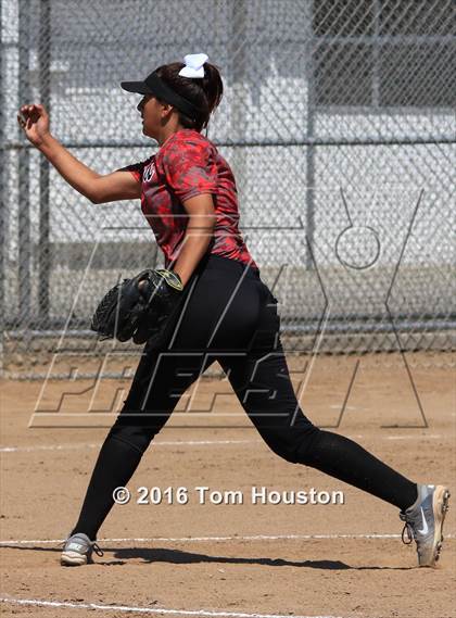Thumbnail 2 in Duarte vs Pomona (Northview Tournament) photogallery.