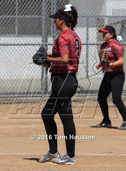 Thumbnail 2 in Duarte vs Pomona (Northview Tournament) photogallery.