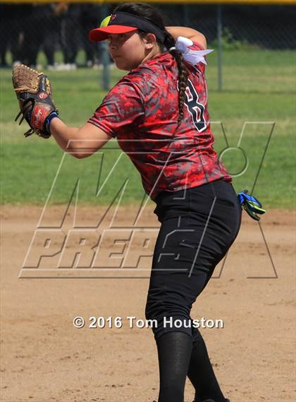 Thumbnail 3 in Duarte vs Pomona (Northview Tournament) photogallery.