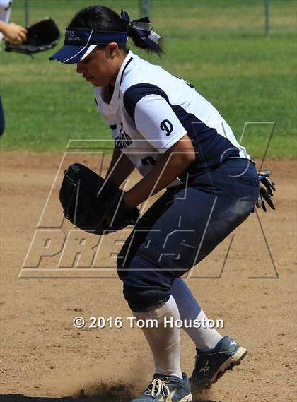 Thumbnail 3 in Duarte vs Pomona (Northview Tournament) photogallery.