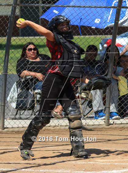 Thumbnail 3 in Duarte vs Pomona (Northview Tournament) photogallery.