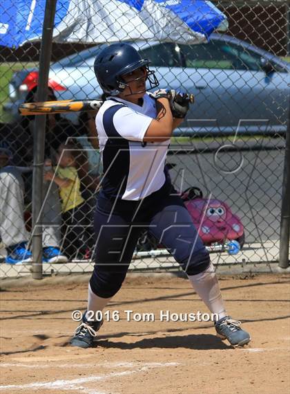 Thumbnail 3 in Duarte vs Pomona (Northview Tournament) photogallery.