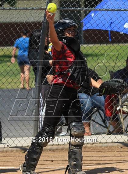 Thumbnail 1 in Duarte vs Pomona (Northview Tournament) photogallery.