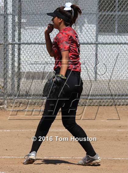 Thumbnail 1 in Duarte vs Pomona (Northview Tournament) photogallery.