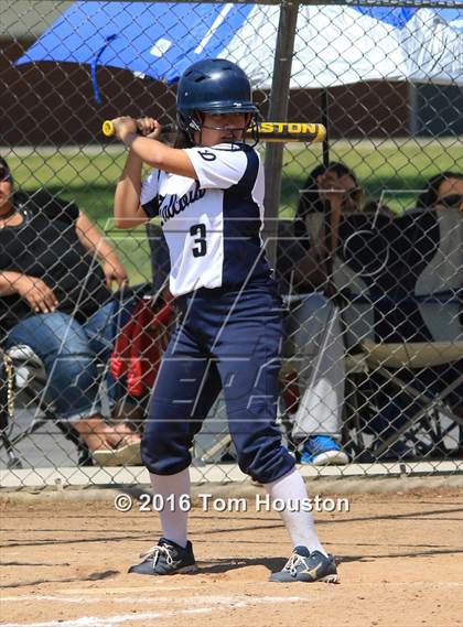 Thumbnail 3 in Duarte vs Pomona (Northview Tournament) photogallery.