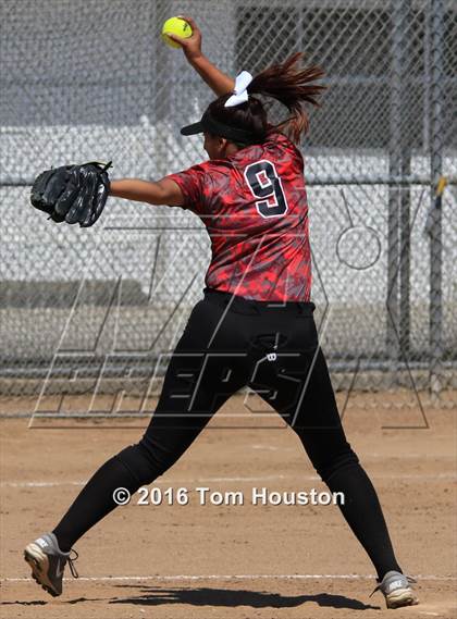 Thumbnail 2 in Duarte vs Pomona (Northview Tournament) photogallery.