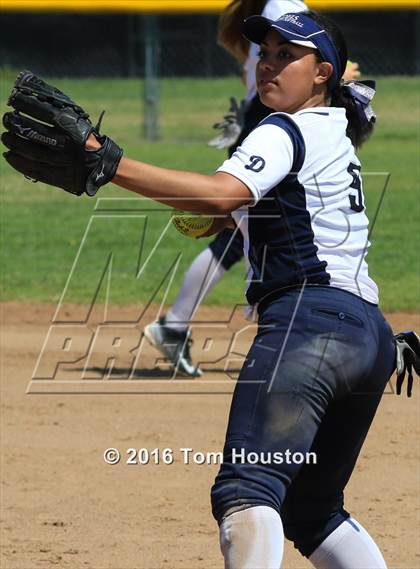 Thumbnail 2 in Duarte vs Pomona (Northview Tournament) photogallery.