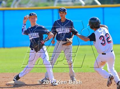 Thumbnail 3 in Hart @ Camarillo photogallery.