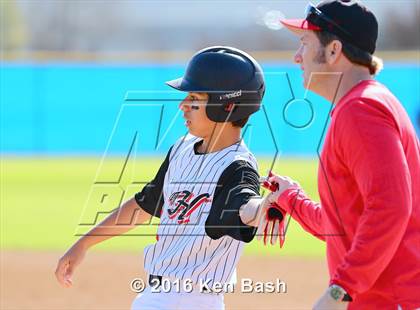 Thumbnail 3 in Hart @ Camarillo photogallery.