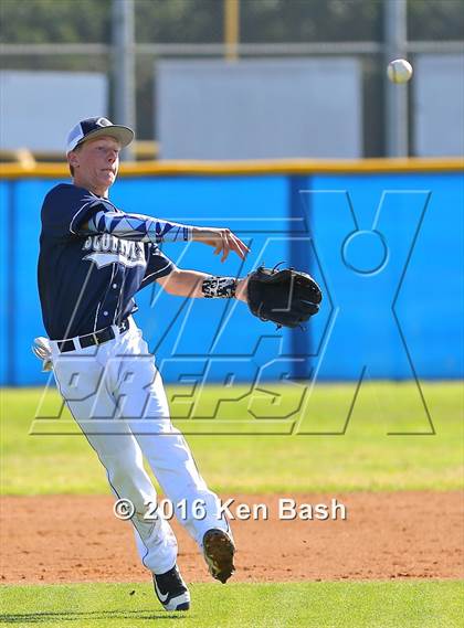 Thumbnail 2 in Hart @ Camarillo photogallery.