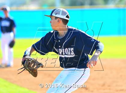 Thumbnail 1 in Hart @ Camarillo photogallery.