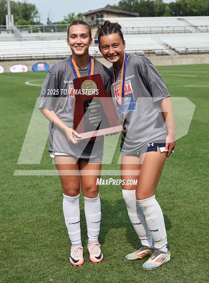 Thumbnail 1 in Pine Lake Prep vs. Franklin Academy (NCHSAA 2A Championship Pregame & Awards) photogallery.