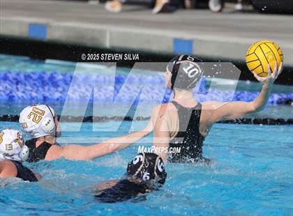 Thumbnail 2 in El Camino vs. Westview (CIF SDS Division 1 Quarterfinal) photogallery.