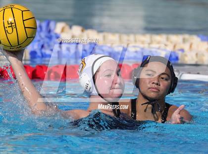 Thumbnail 2 in El Camino vs. Westview (CIF SDS Division 1 Quarterfinal) photogallery.