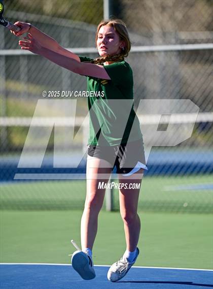 Thumbnail 1 in Amador vs. Argonaut photogallery.