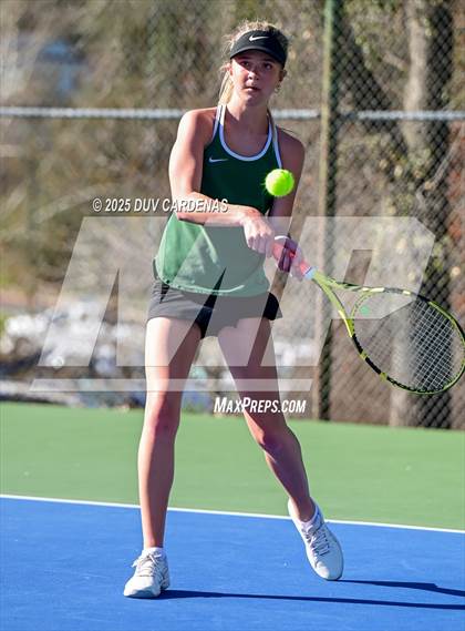 Thumbnail 2 in Amador vs. Argonaut photogallery.