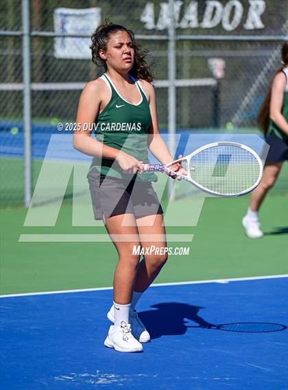 Thumbnail 3 in Amador vs. Argonaut photogallery.