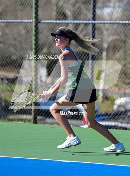 Thumbnail 1 in Amador vs. Argonaut photogallery.