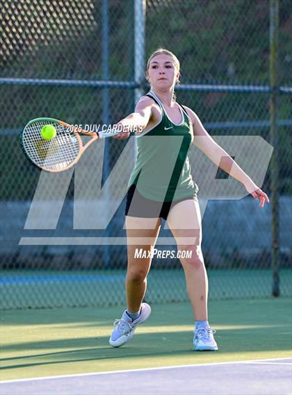 Thumbnail 2 in Amador vs. Argonaut photogallery.