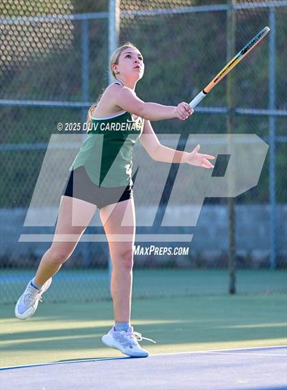 Thumbnail 3 in Amador vs. Argonaut photogallery.