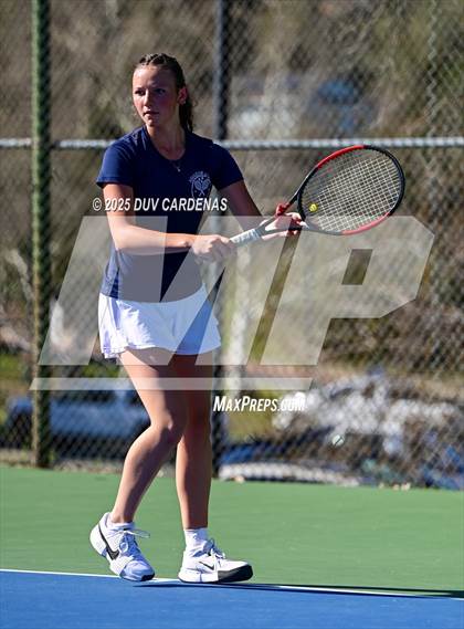 Thumbnail 2 in Amador vs. Argonaut photogallery.