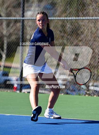 Thumbnail 3 in Amador vs. Argonaut photogallery.