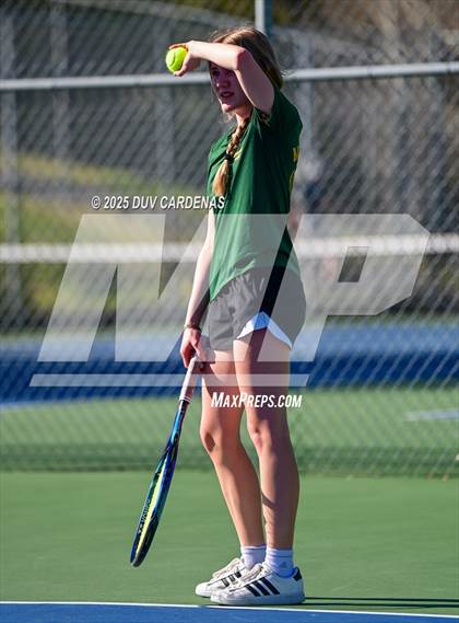Thumbnail 2 in Amador vs. Argonaut photogallery.