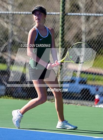 Thumbnail 2 in Amador vs. Argonaut photogallery.