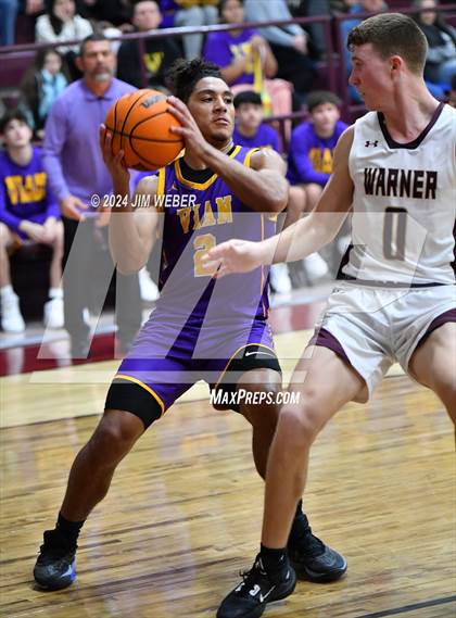 Thumbnail 1 in Vian vs Warner (Warner Eagle Classic) photogallery.