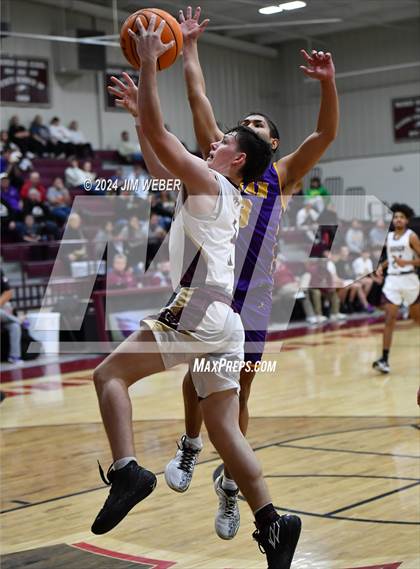 Thumbnail 3 in Vian vs Warner (Warner Eagle Classic) photogallery.