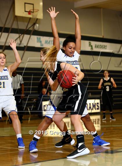 Thumbnail 1 in Sutter vs Golden Sierra (Ram Challenge) photogallery.