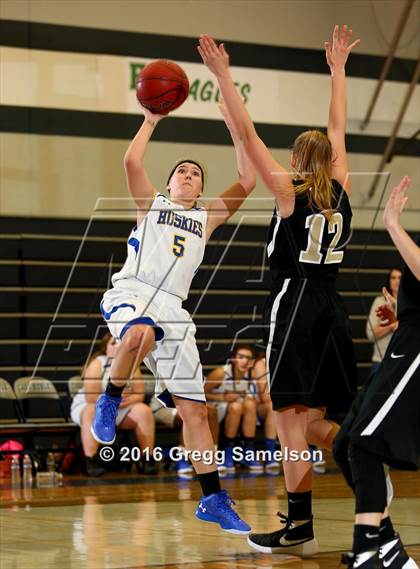 Thumbnail 2 in Sutter vs Golden Sierra (Ram Challenge) photogallery.