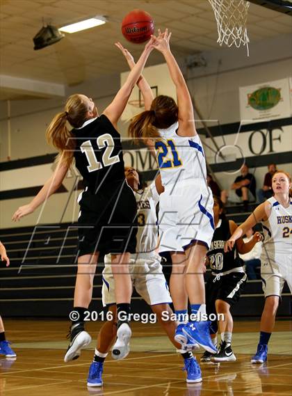 Thumbnail 1 in Sutter vs Golden Sierra (Ram Challenge) photogallery.