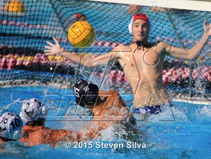 Thumbnail 2 in Vista vs. La Costa Canyon (CIF SDS D1 Quarterfinal) photogallery.