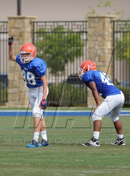 Thumbnail 2 in FR: Servite @ Bishop Gorman photogallery.